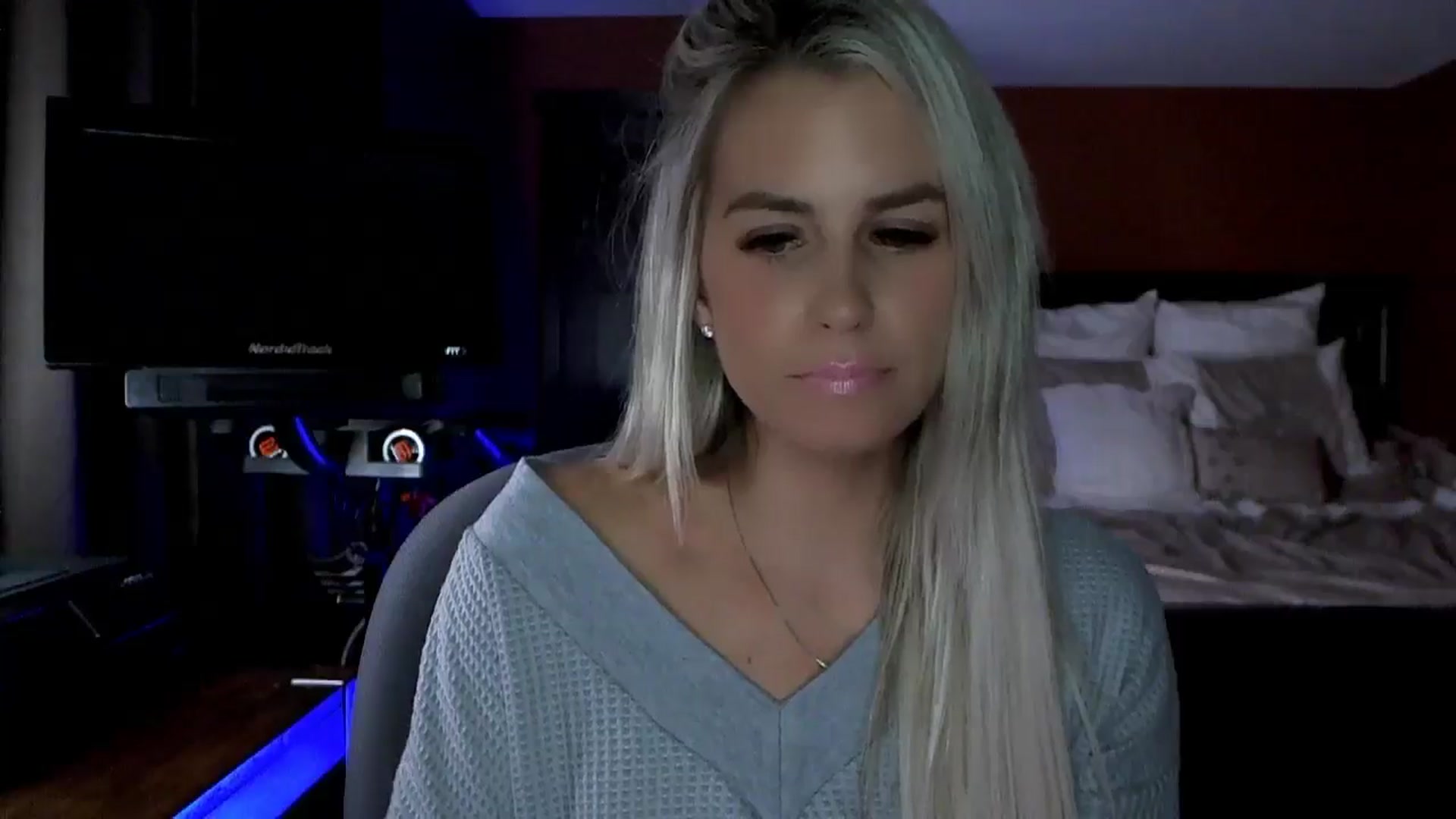 Gallery image thumbnail from Cora9's myfreecams stream on, 10/31/2024, 04:05 image 20 of 20