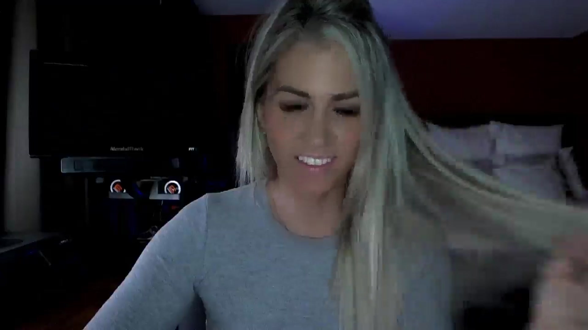Gallery image thumbnail from Cora9's myfreecams stream on, 03/27/2025, 04:29 image 2 of 20