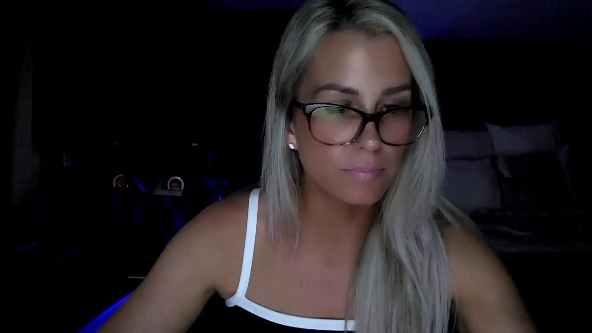 Gallery image thumbnail from Cora9's myfreecams stream on, 06/03/2025, 04:59 image 19 of 20