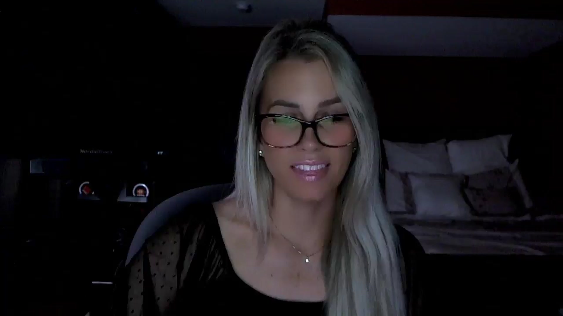 Gallery image thumbnail from Cora9's myfreecams stream on, 06/26/2025, 05:15 image 7 of 20
