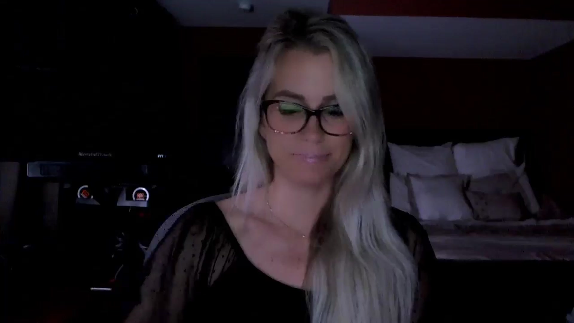 Gallery image thumbnail from Cora9's myfreecams stream on, 06/30/2025, 05:07 image 10 of 20