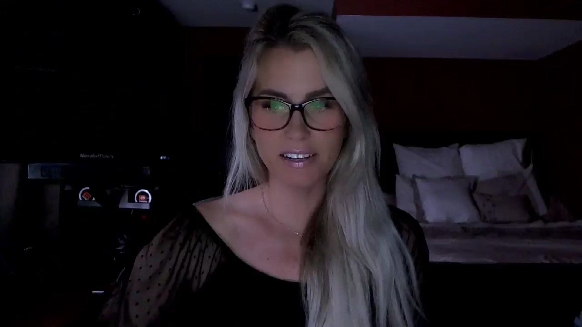 Gallery image thumbnail from Cora9's myfreecams stream on, 06/30/2025, 05:07 image 2 of 20