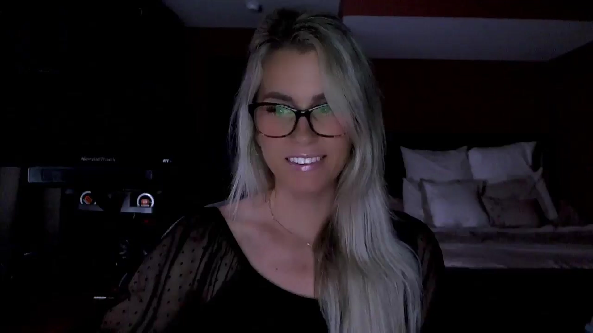 Gallery image thumbnail from Cora9's myfreecams stream on, 06/30/2025, 05:07 image 8 of 20