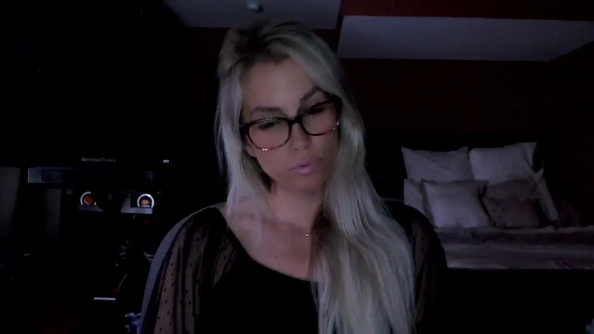 Gallery image thumbnail from Cora9's myfreecams stream on, 06/30/2025, 05:07 image 12 of 20