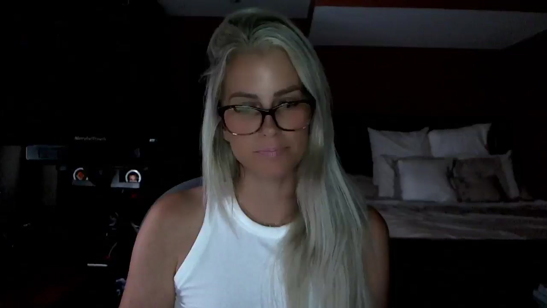 Gallery image thumbnail from Cora9's myfreecams stream on, 07/09/2025, 04:46 image 17 of 20