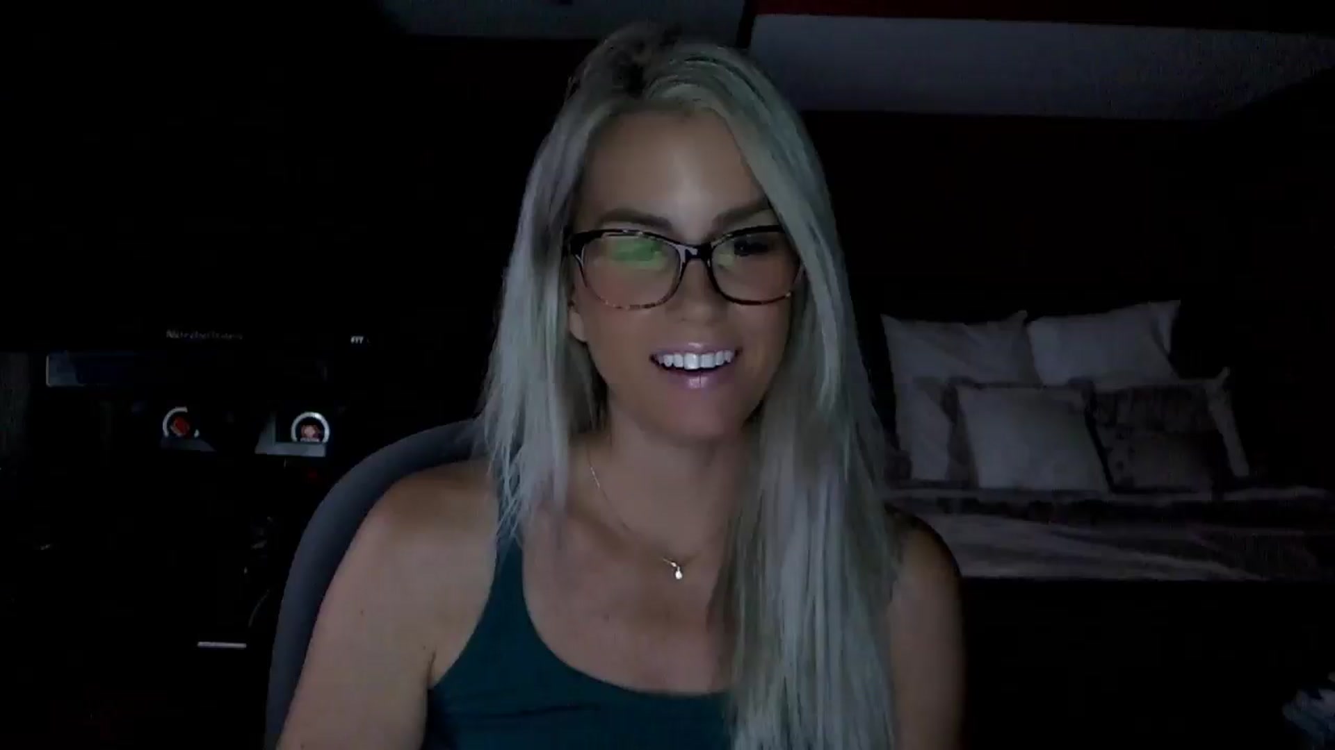 Gallery image thumbnail from Cora9's myfreecams stream on, 07/17/2025, 05:04 image 1 of 20