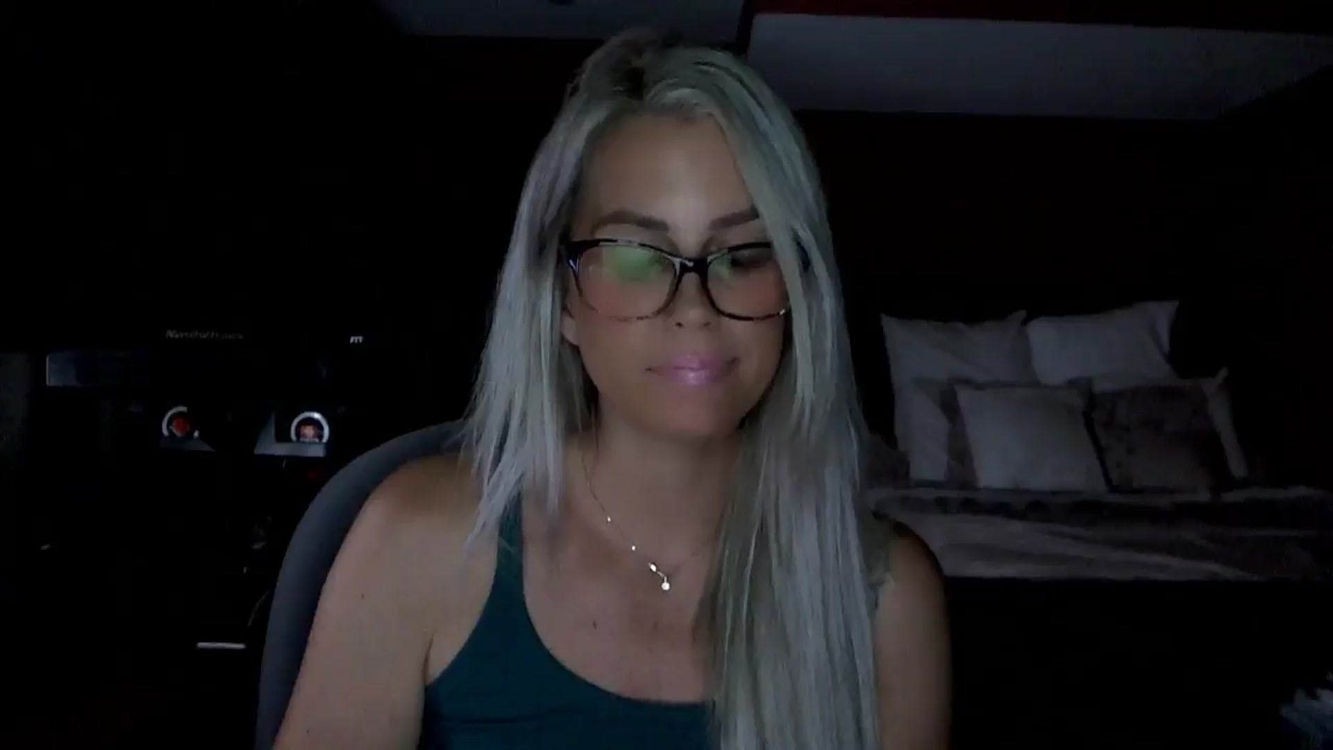 Gallery image thumbnail from Cora9's myfreecams stream on, 07/17/2025, 05:04 image 9 of 20