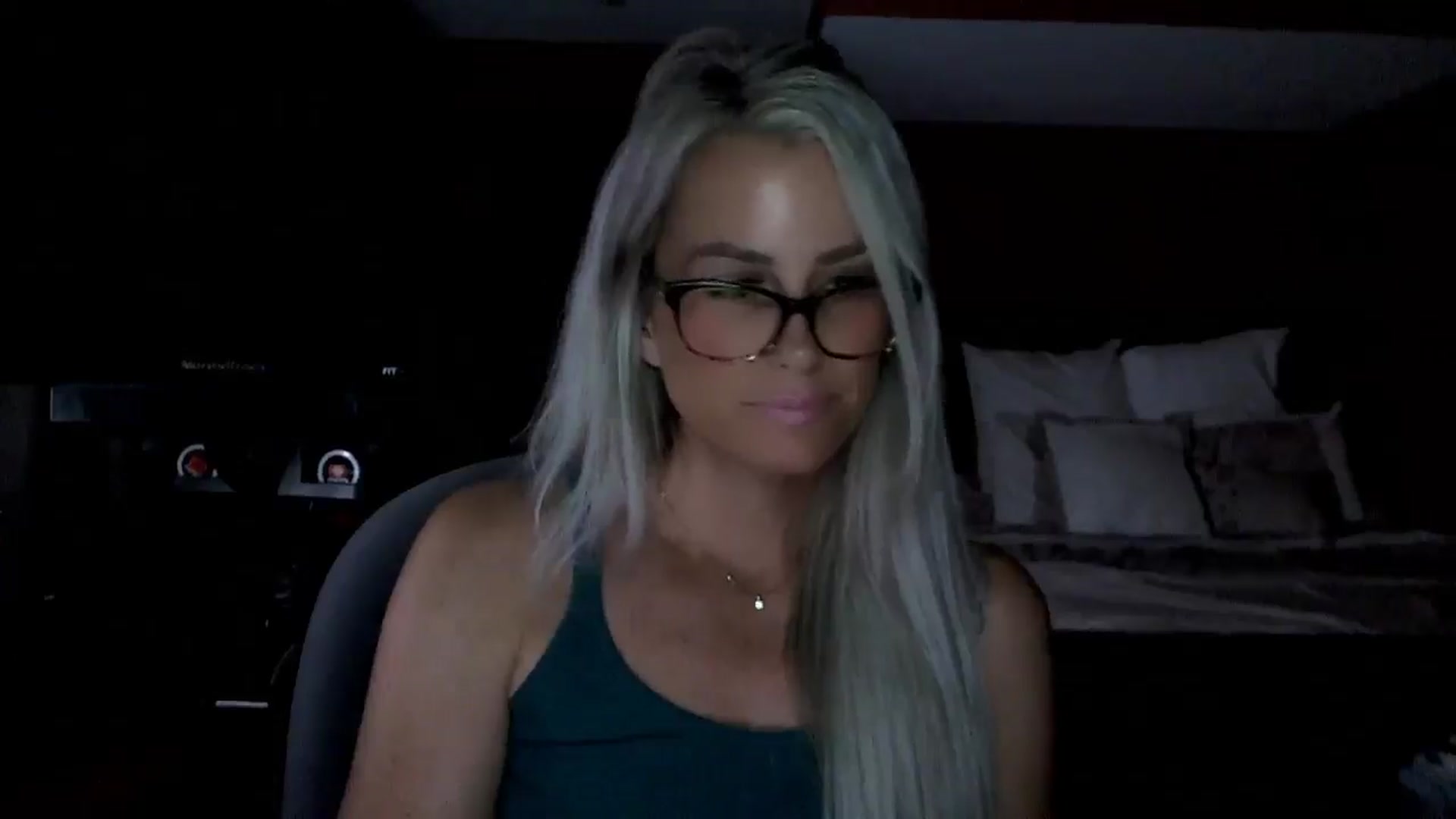 Gallery image thumbnail from Cora9's myfreecams stream on, 07/17/2025, 05:04 image 20 of 20