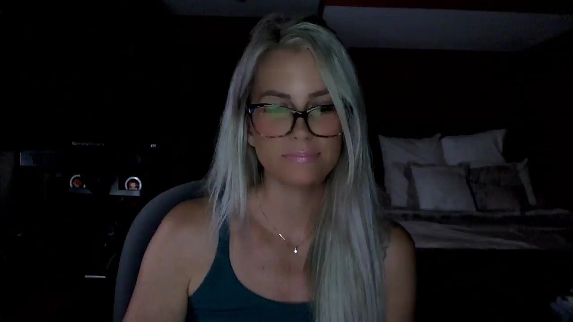 Gallery image thumbnail from Cora9's myfreecams stream on, 07/17/2025, 05:04 image 19 of 20