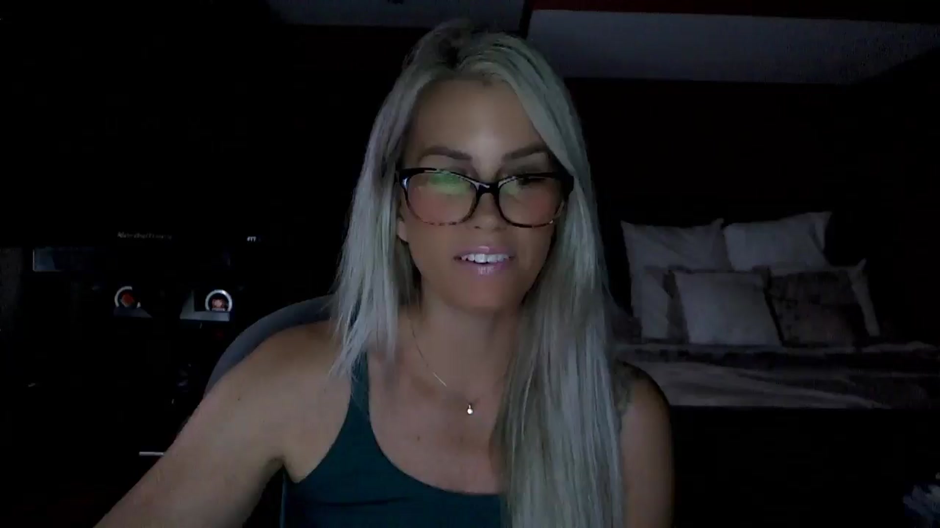 Gallery image thumbnail from Cora9's myfreecams stream on, 07/17/2025, 05:04 image 8 of 20