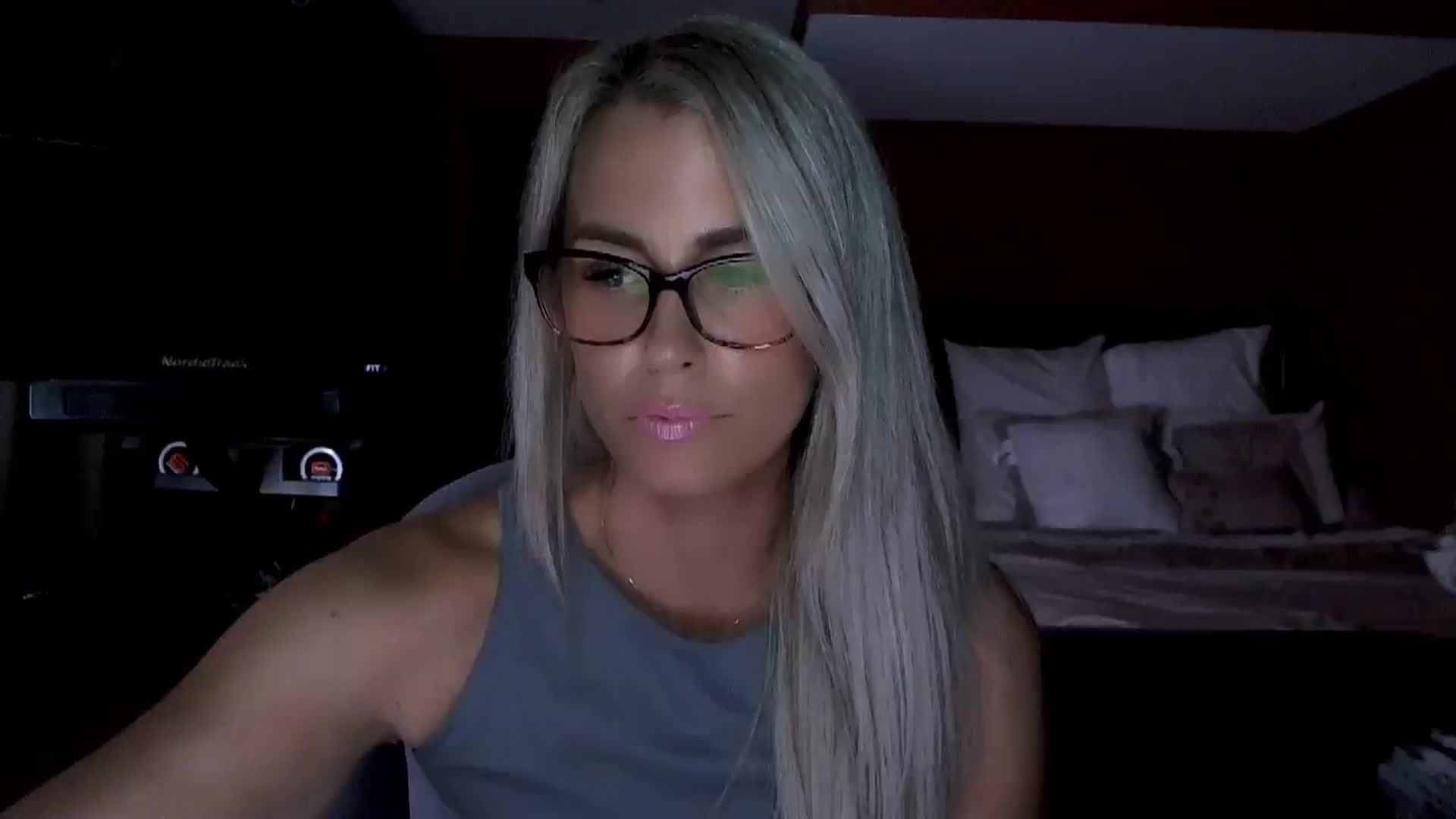 Gallery image thumbnail from Cora9's myfreecams stream on, 08/05/2025, 05:23 image 1 of 20