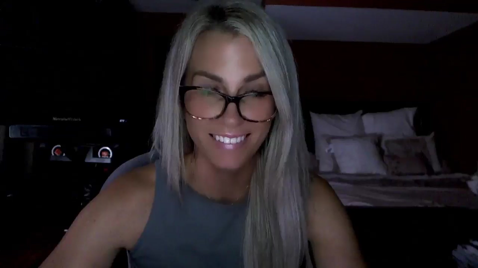Gallery image thumbnail from Cora9's myfreecams stream on, 08/05/2025, 05:23 image 13 of 20