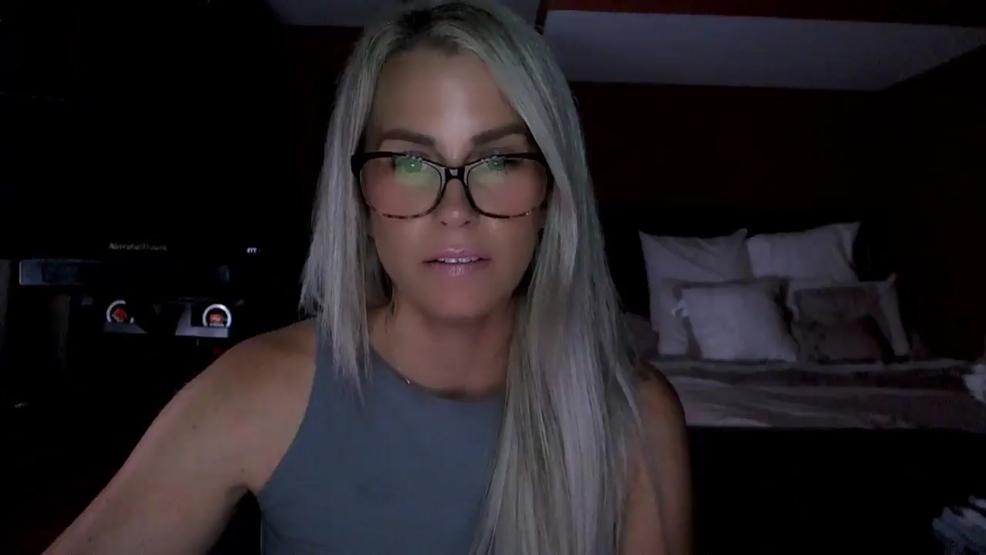Gallery image thumbnail from Cora9's myfreecams stream on, 08/05/2025, 05:23 image 10 of 20