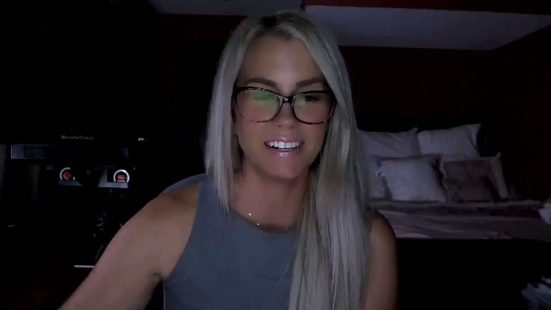 Gallery image thumbnail from Cora9's myfreecams stream on, 08/05/2025, 05:23 image 3 of 20