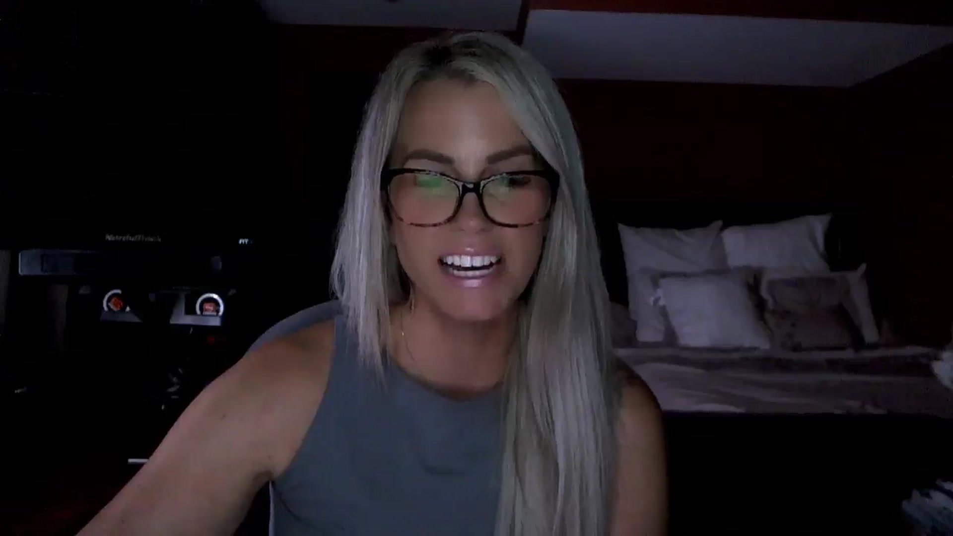 Gallery image thumbnail from Cora9's myfreecams stream on, 08/05/2025, 05:23 image 9 of 20
