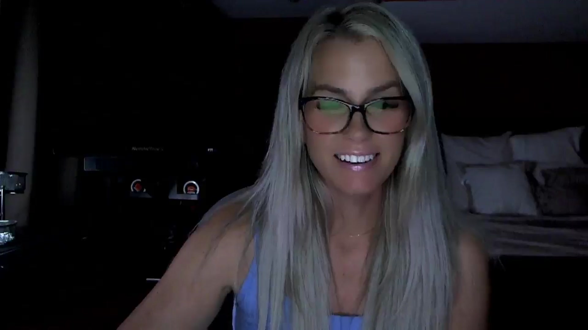 Gallery image thumbnail from Cora9's myfreecams stream on, 08/06/2025, 04:45 image 3 of 20