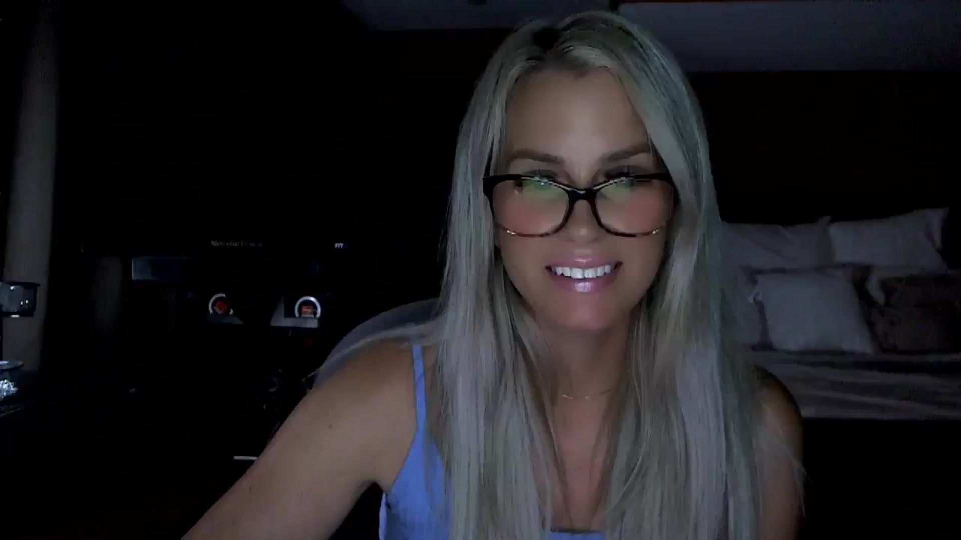 Gallery image thumbnail from Cora9's myfreecams stream on, 08/06/2025, 04:45 image 12 of 20