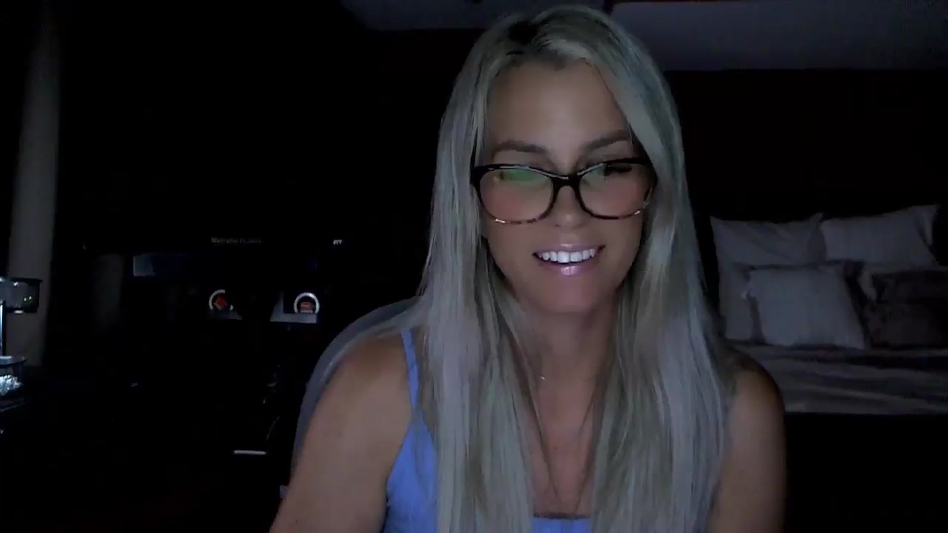 Gallery image thumbnail from Cora9's myfreecams stream on, 08/06/2025, 04:45 image 9 of 20