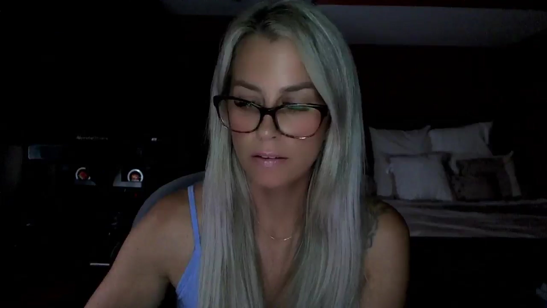 Gallery image thumbnail from Cora9's myfreecams stream on, 08/06/2025, 05:09 image 17 of 20