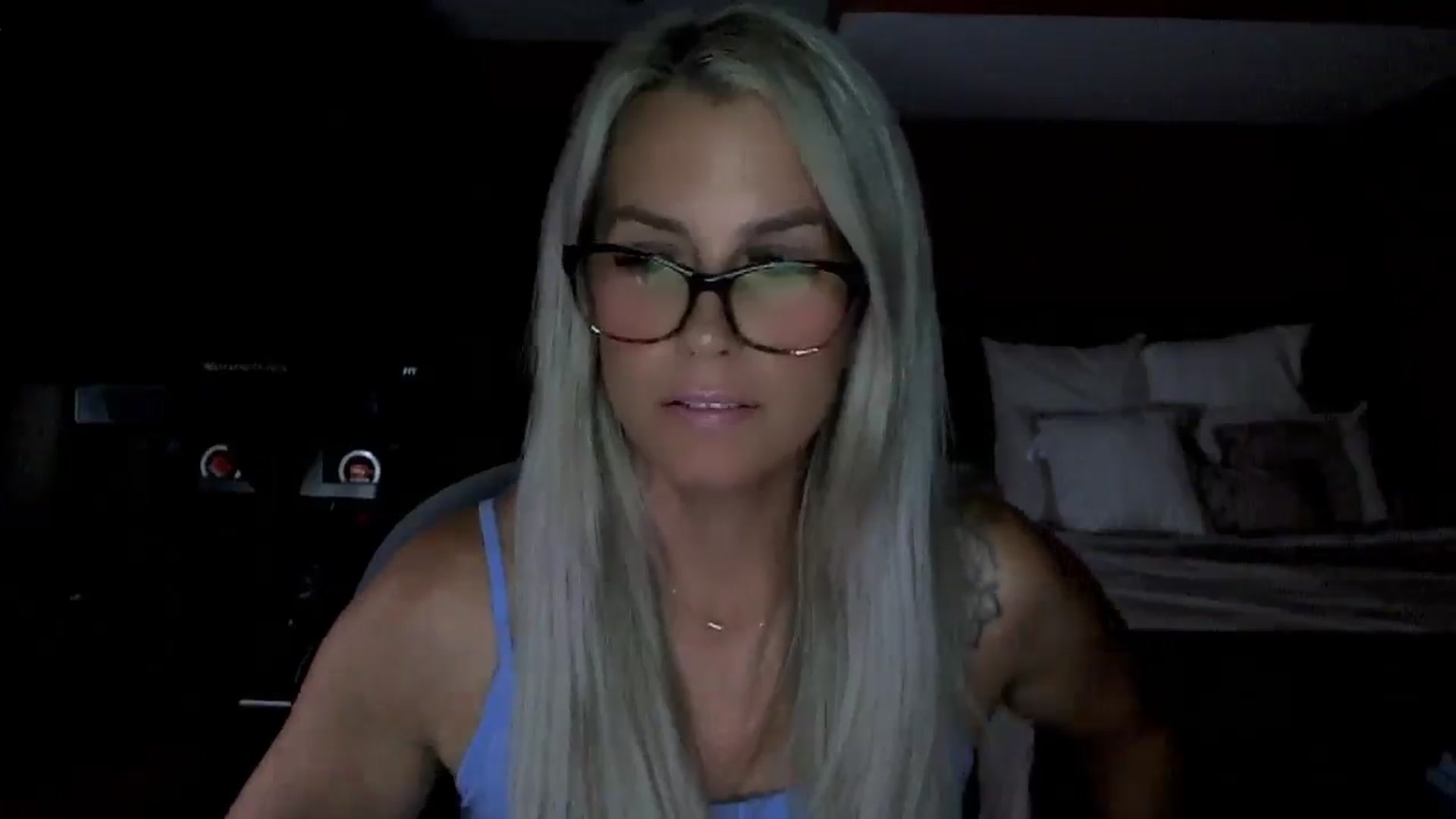 Gallery image thumbnail from Cora9's myfreecams stream on, 08/06/2025, 05:09 image 16 of 20