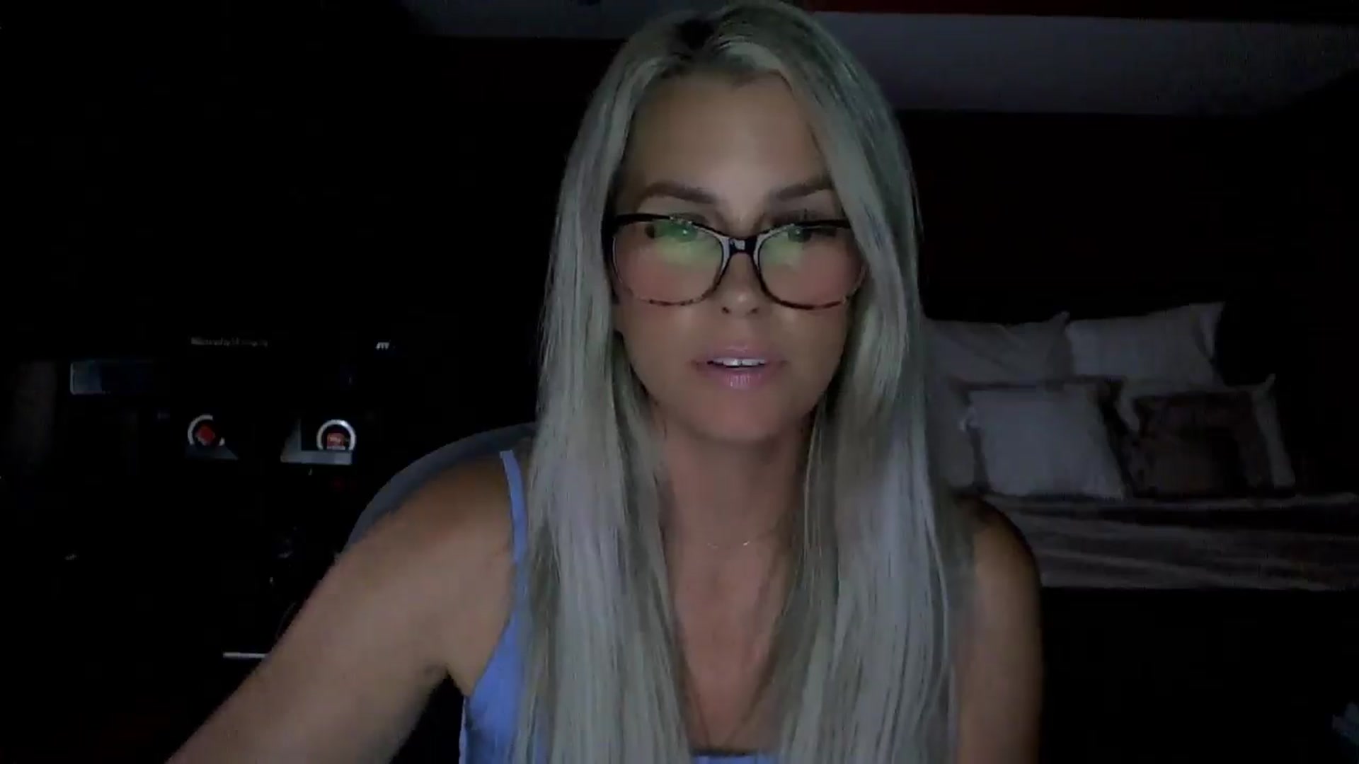 Gallery image thumbnail from Cora9's myfreecams stream on, 08/06/2025, 05:09 image 5 of 20