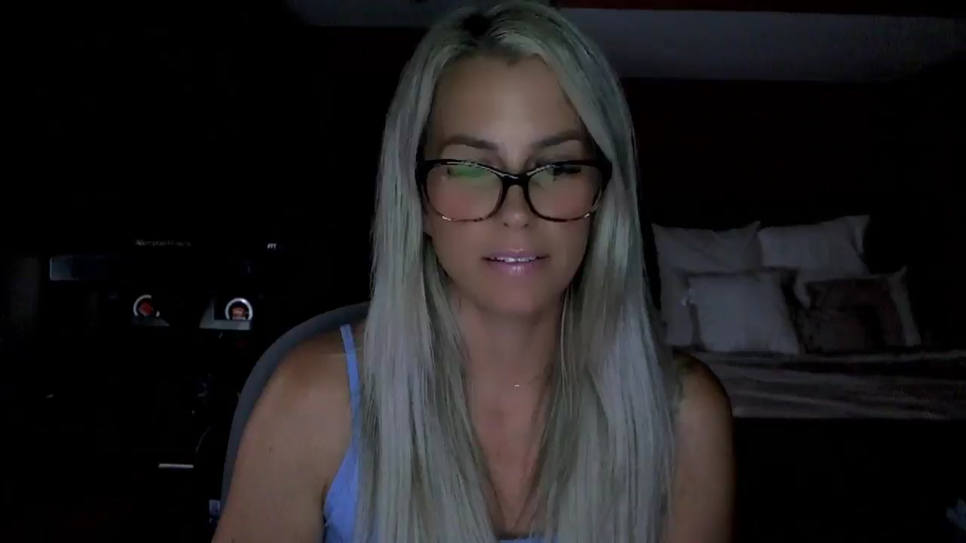 Gallery image thumbnail from Cora9's myfreecams stream on, 08/06/2025, 05:09 image 9 of 20