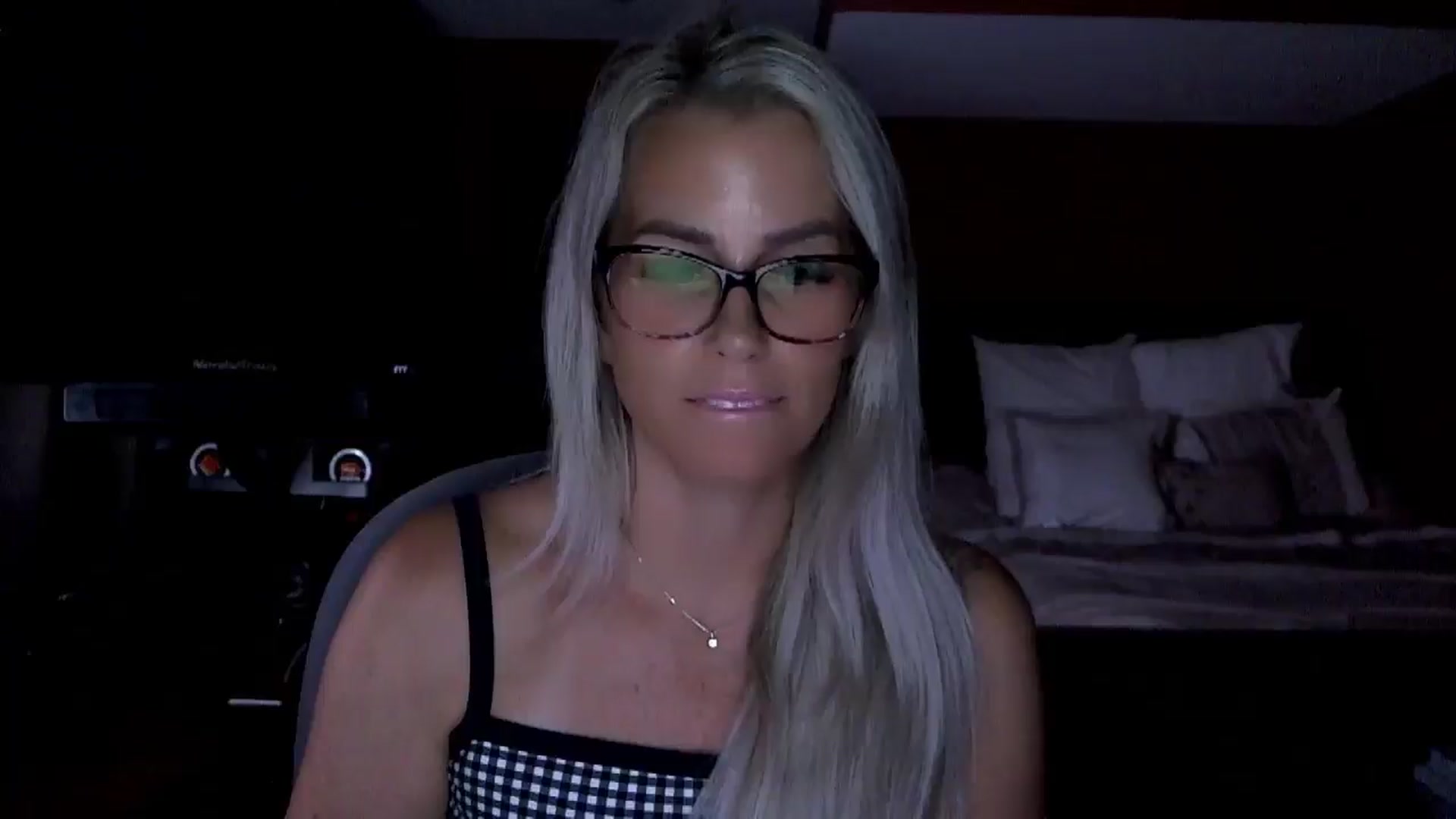 Gallery image thumbnail from Cora9's myfreecams stream on, 08/07/2025, 06:06 image 15 of 20