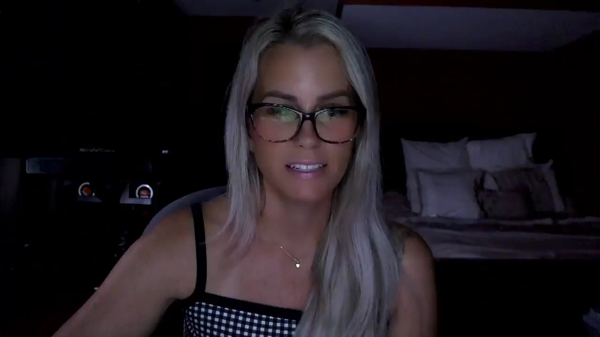 Gallery image thumbnail from Cora9's myfreecams stream on, 08/07/2025, 06:06 image 12 of 20