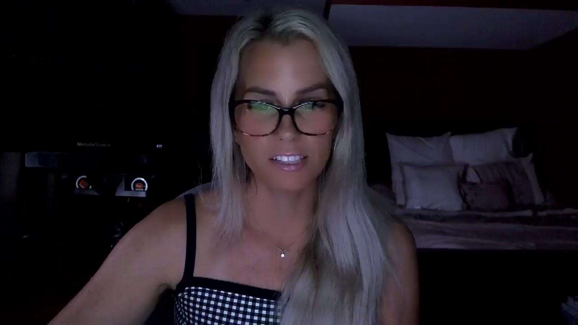 Gallery image thumbnail from Cora9's myfreecams stream on, 08/07/2025, 06:06 image 1 of 20