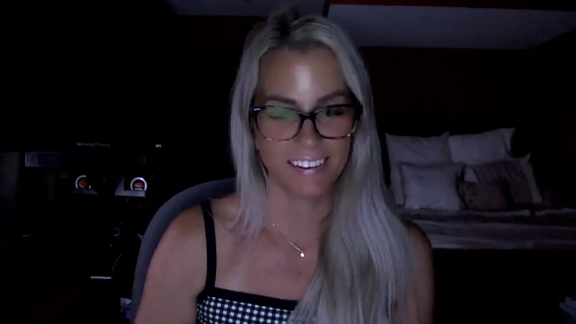 Gallery image thumbnail from Cora9's myfreecams stream on, 08/07/2025, 06:06 image 19 of 20