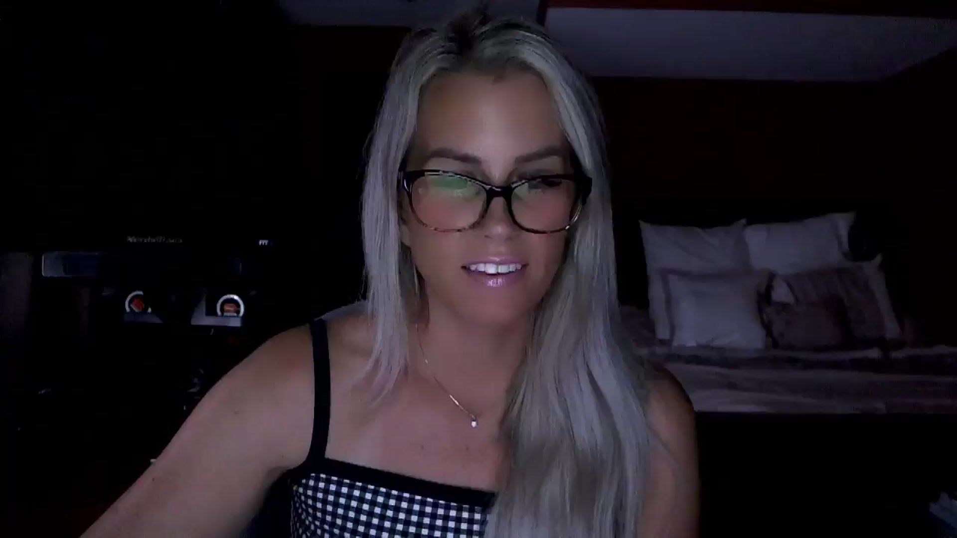 Gallery image thumbnail from Cora9's myfreecams stream on, 08/07/2025, 06:06 image 4 of 20