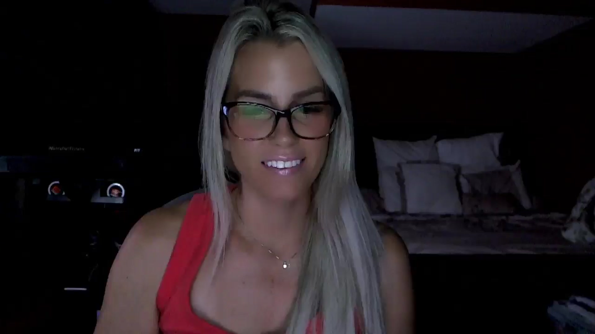 Gallery image thumbnail from Cora9's myfreecams stream on, 08/12/2025, 05:31 image 7 of 20