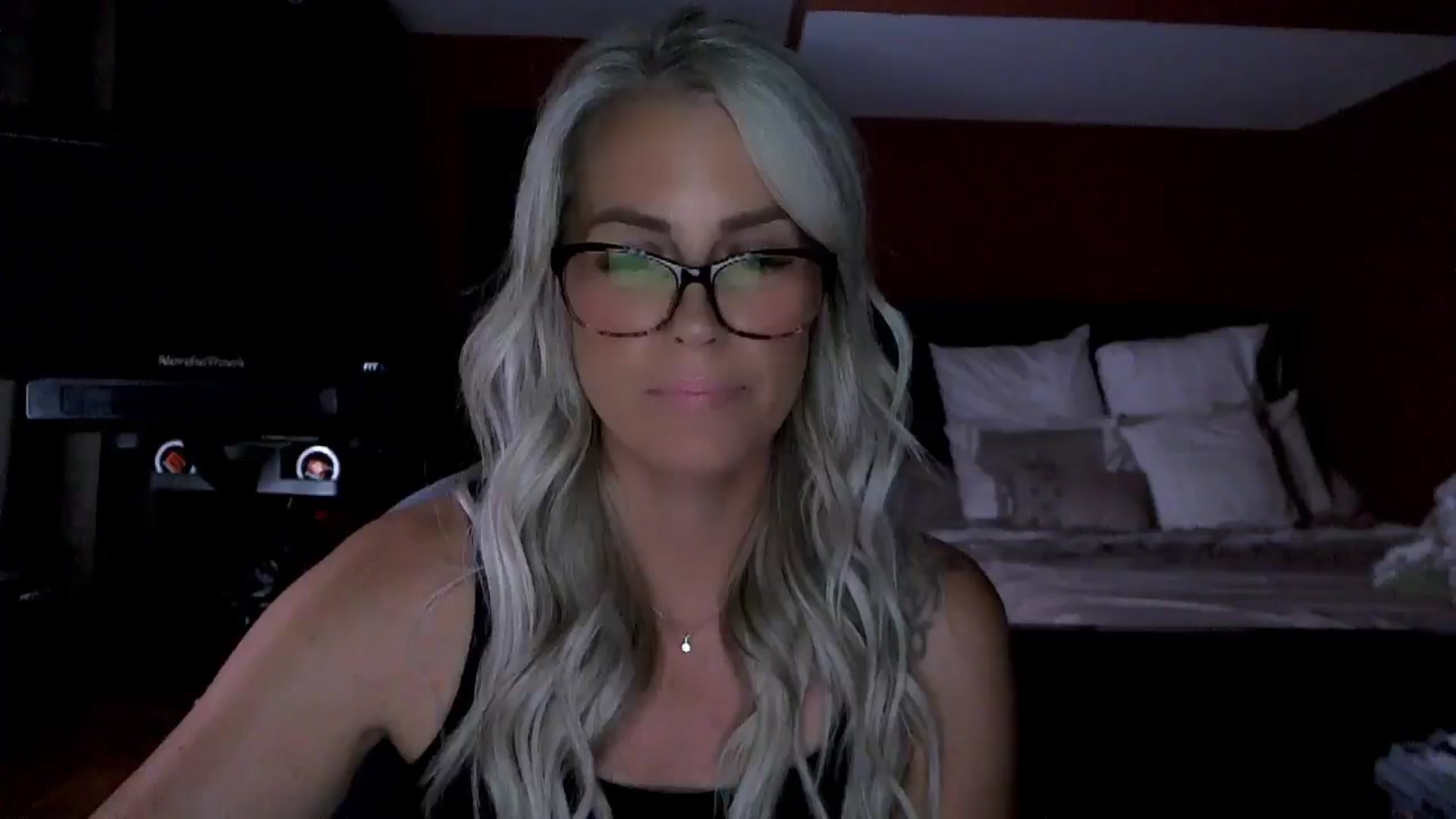 Gallery image thumbnail from Cora9's myfreecams stream on, 09/03/2025, 03:56 image 18 of 20