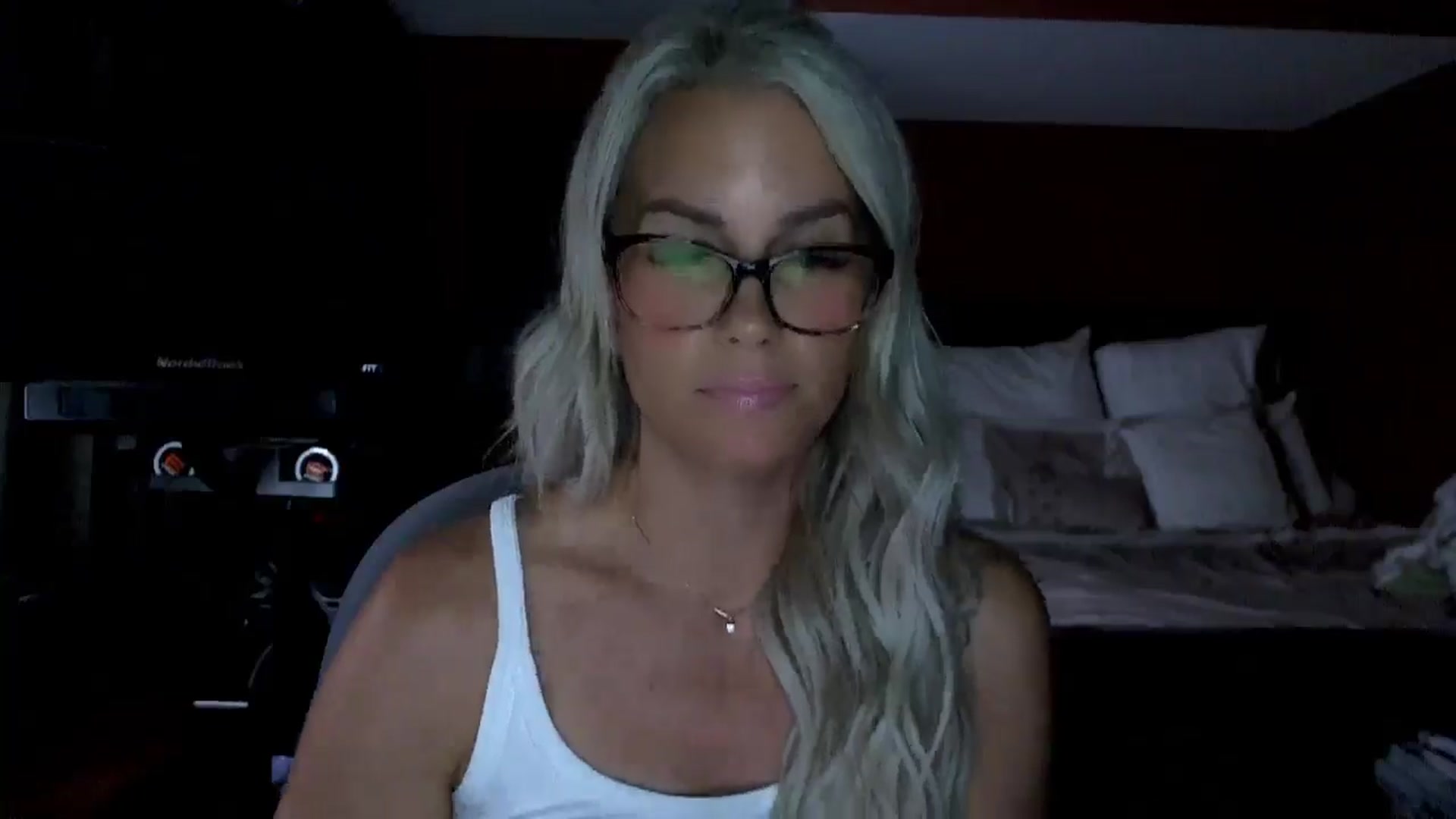 Gallery image thumbnail from Cora9's myfreecams stream on, 09/04/2025, 05:28 image 14 of 20