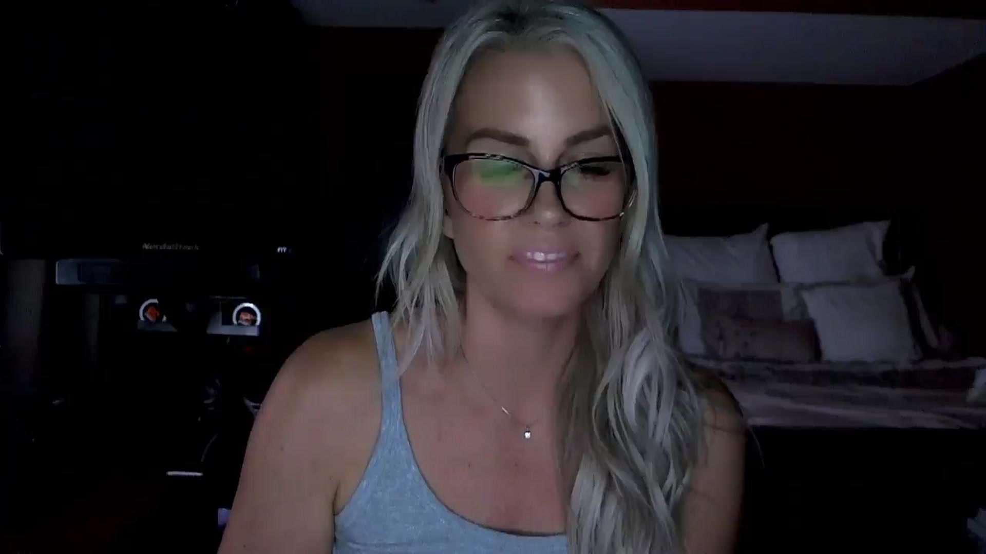 Gallery image thumbnail from Cora9's myfreecams stream on, 09/05/2025, 05:49 image 6 of 20