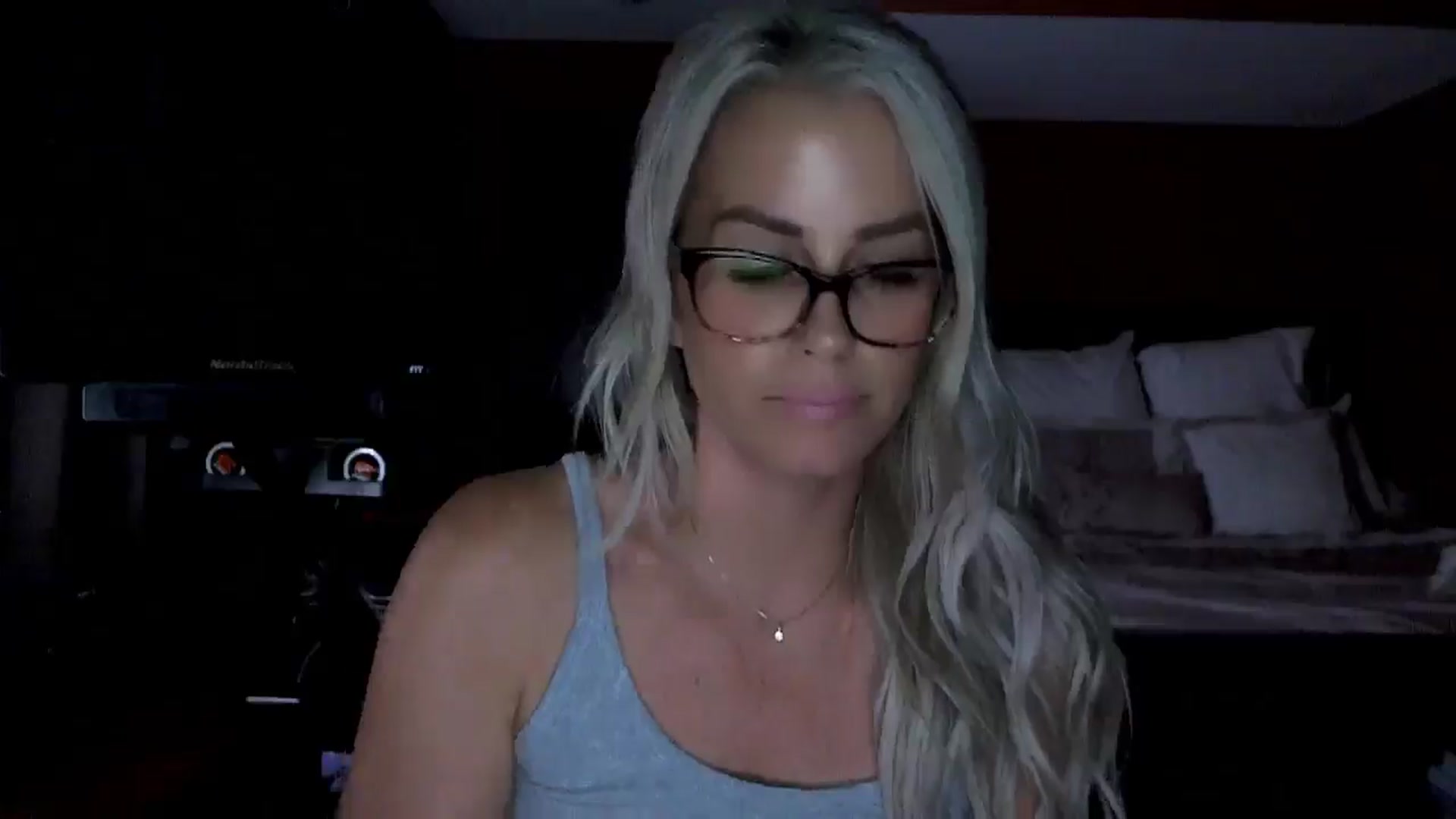 Gallery image thumbnail from Cora9's myfreecams stream on, 09/05/2025, 05:49 image 5 of 20