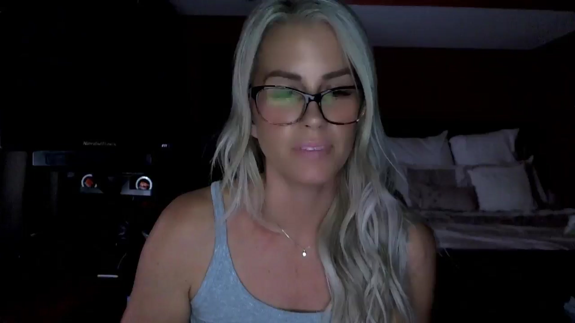 Gallery image thumbnail from Cora9's myfreecams stream on, 09/05/2025, 05:49 image 11 of 20