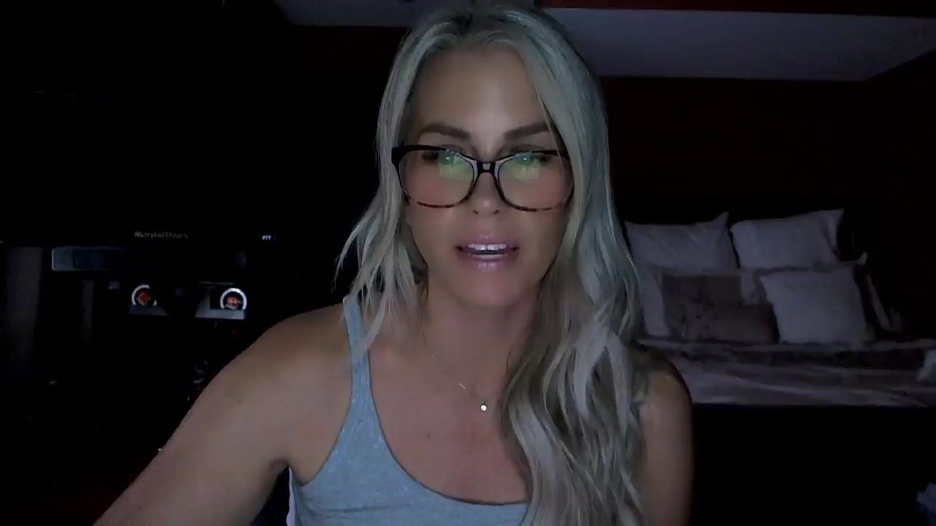 Gallery image thumbnail from Cora9's myfreecams stream on, 09/05/2025, 05:49 image 1 of 20