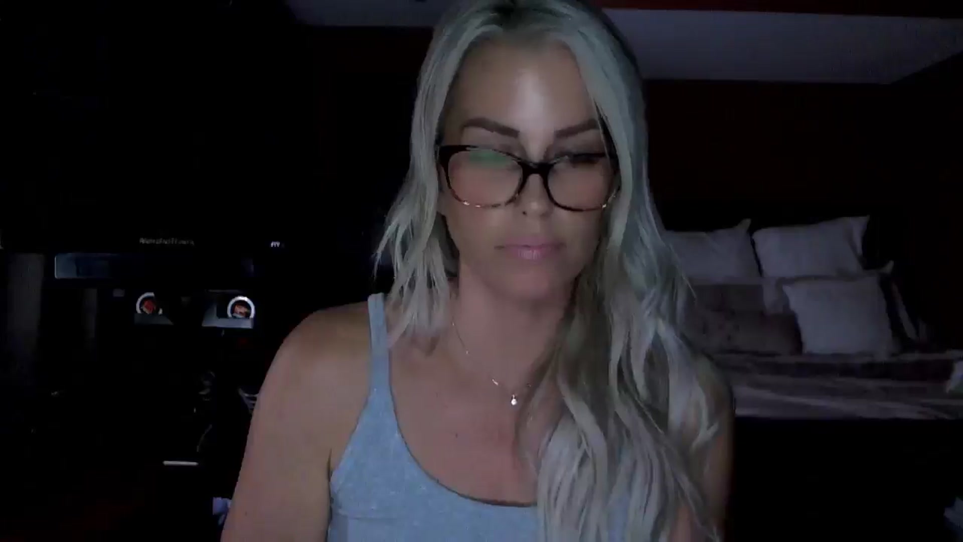 Gallery image thumbnail from Cora9's myfreecams stream on, 09/05/2025, 05:49 image 8 of 20