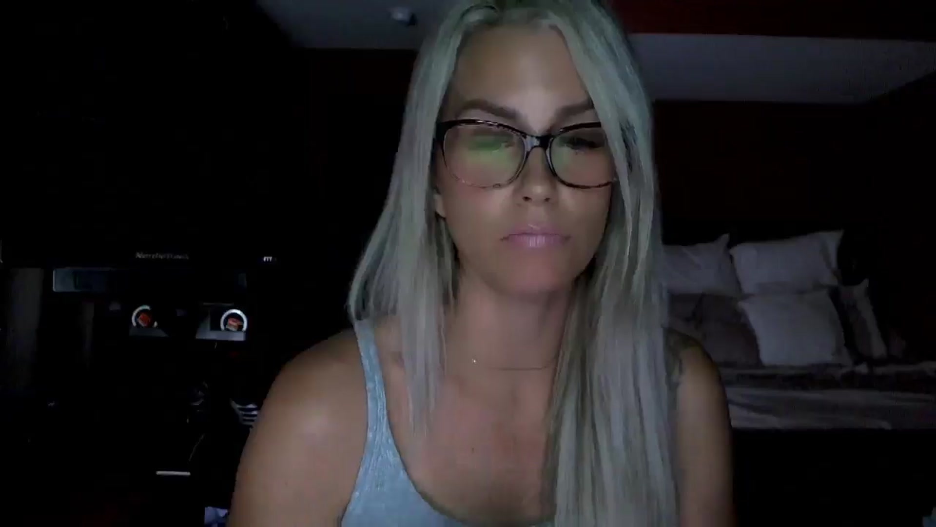 Gallery image thumbnail from Cora9's myfreecams stream on, 09/09/2025, 04:45 image 10 of 20