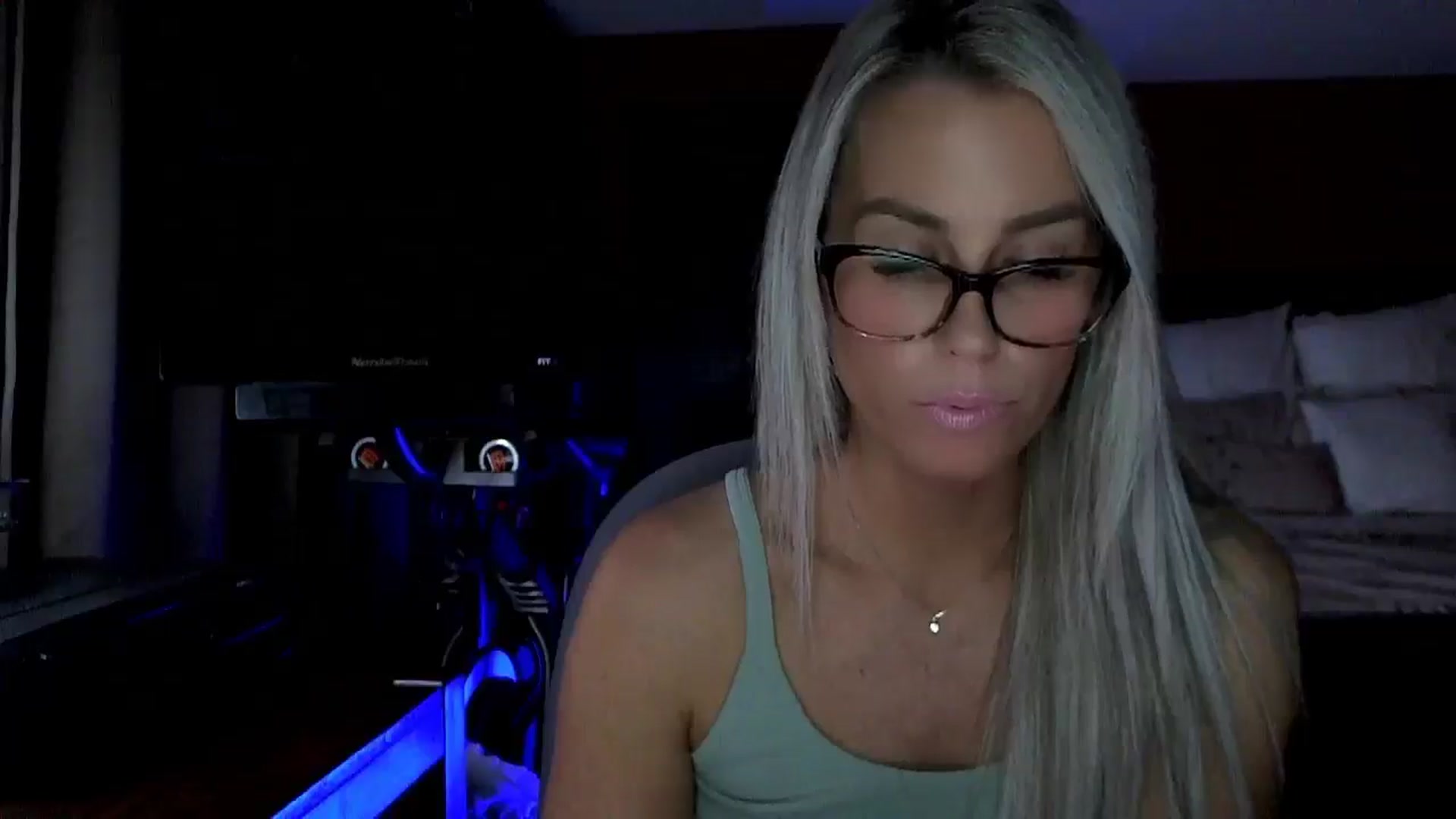 Gallery image thumbnail from Cora9's myfreecams stream on, 10/30/2025, 04:53 image 20 of 20
