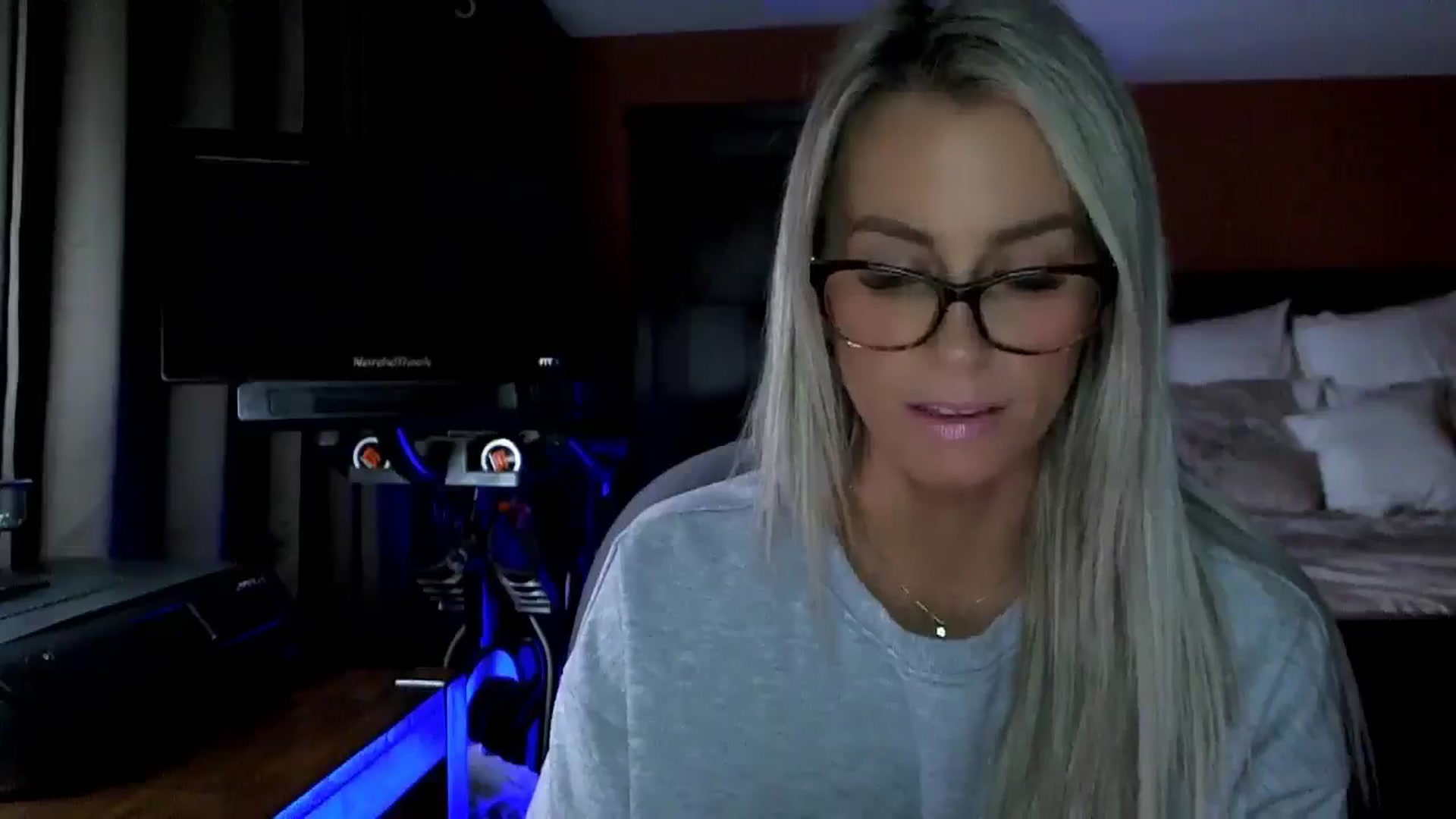 Gallery image thumbnail from Cora9's myfreecams stream on, 10/31/2025, 05:03 image 20 of 20