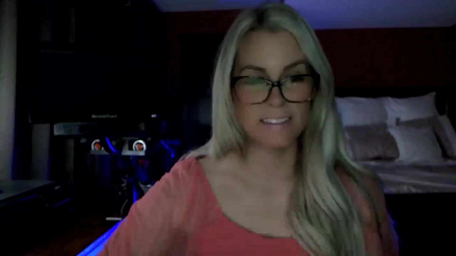 Gallery image thumbnail from Cora9's myfreecams stream on, 02/10/2026, 07:07 image 10 of 20