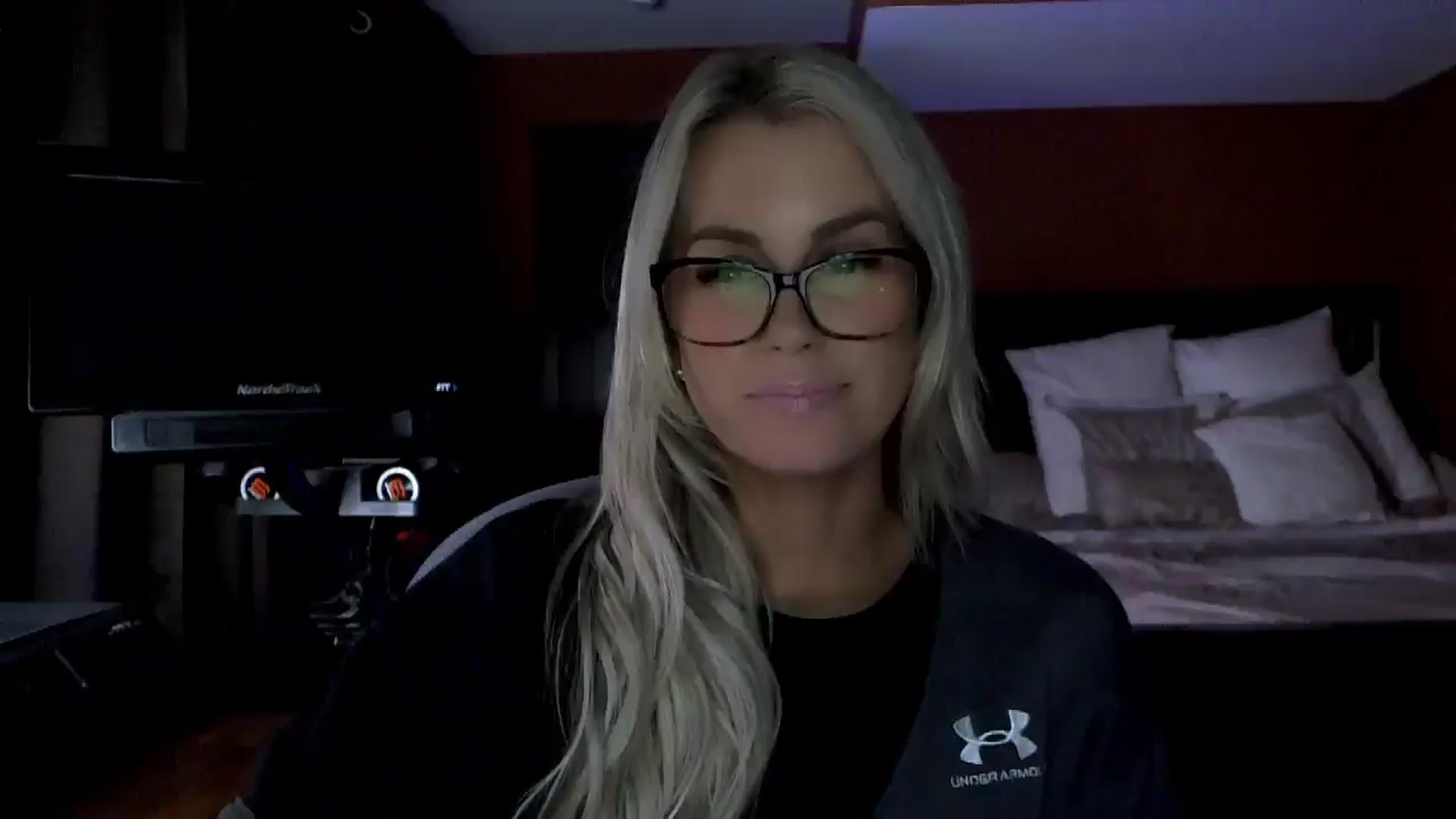 Gallery image thumbnail from Cora9's myfreecams stream on, 02/20/2026, 05:47 image 5 of 20