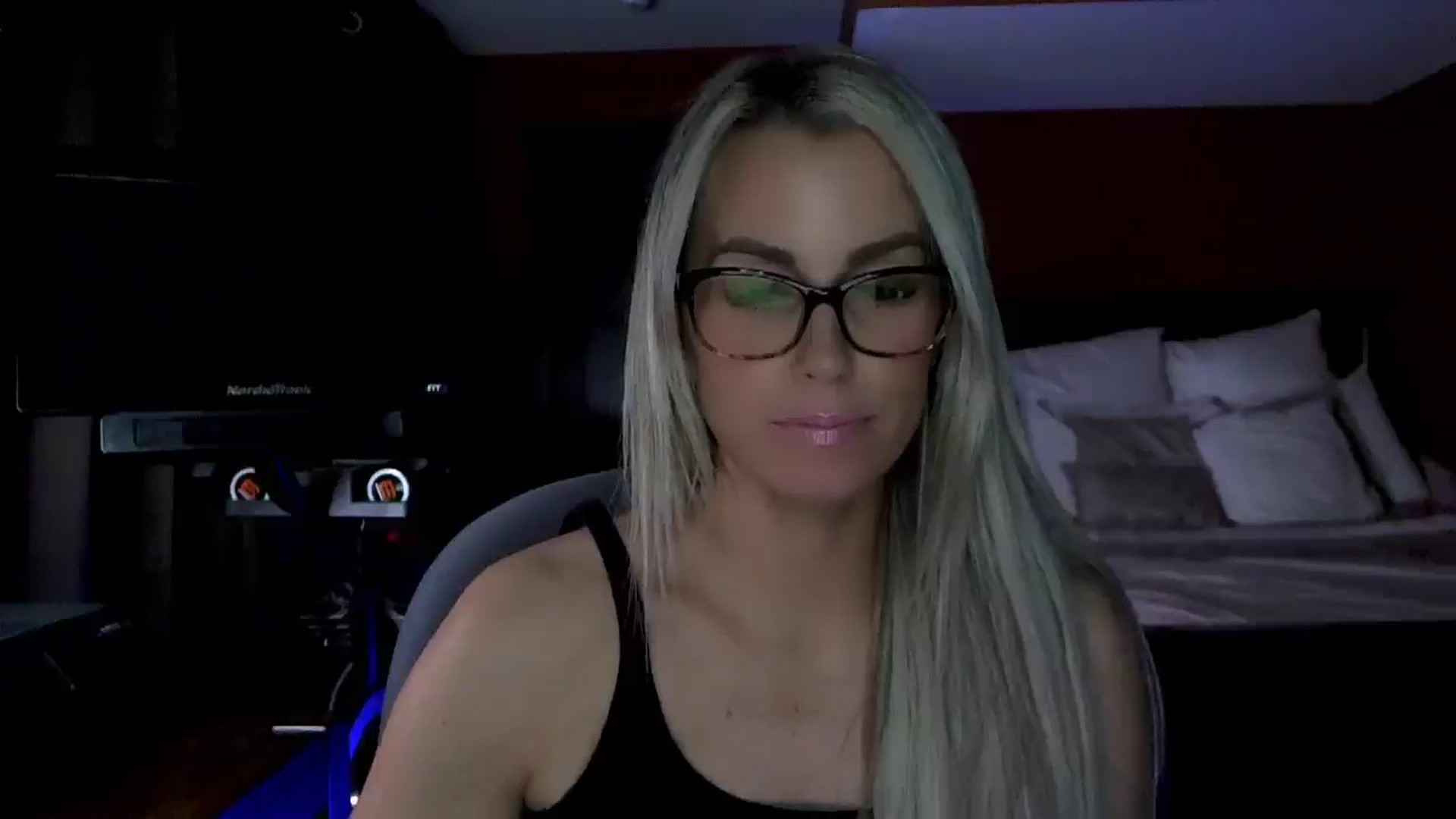 Gallery image thumbnail from Cora9's myfreecams stream on, 02/24/2026, 05:14 image 20 of 20