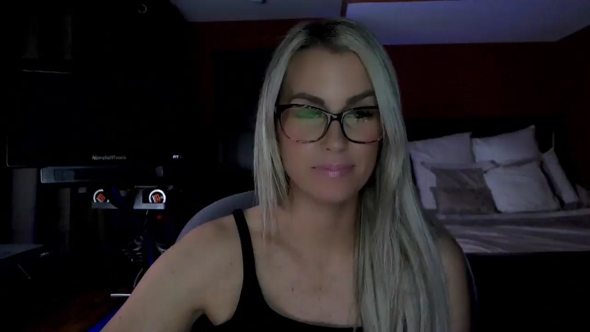 Gallery image thumbnail from Cora9's myfreecams stream on, 02/24/2026, 05:14 image 5 of 20