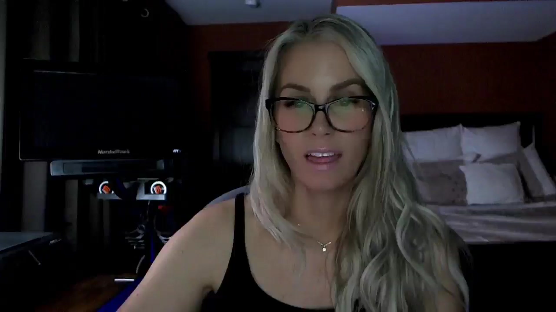 Gallery image thumbnail from Cora9's myfreecams stream on, 02/27/2026, 05:40 image 17 of 20