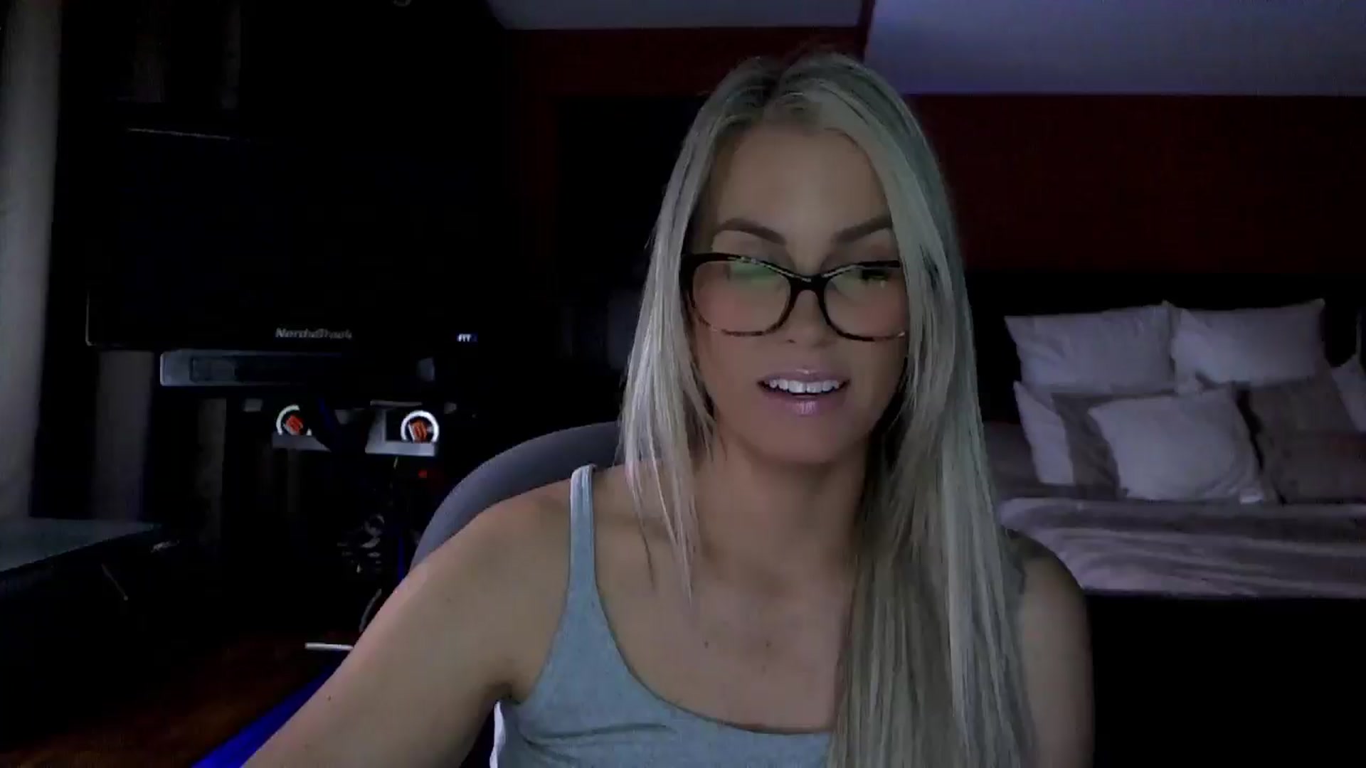 Gallery image thumbnail from Cora9's myfreecams stream on, 03/05/2026, 06:47 image 7 of 20