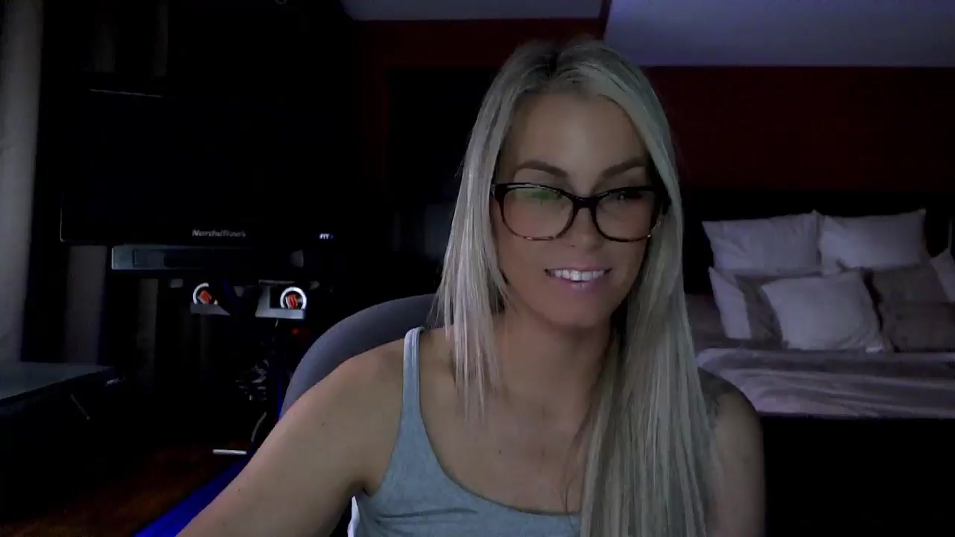 Gallery image thumbnail from Cora9's myfreecams stream on, 03/05/2026, 06:47 image 20 of 20
