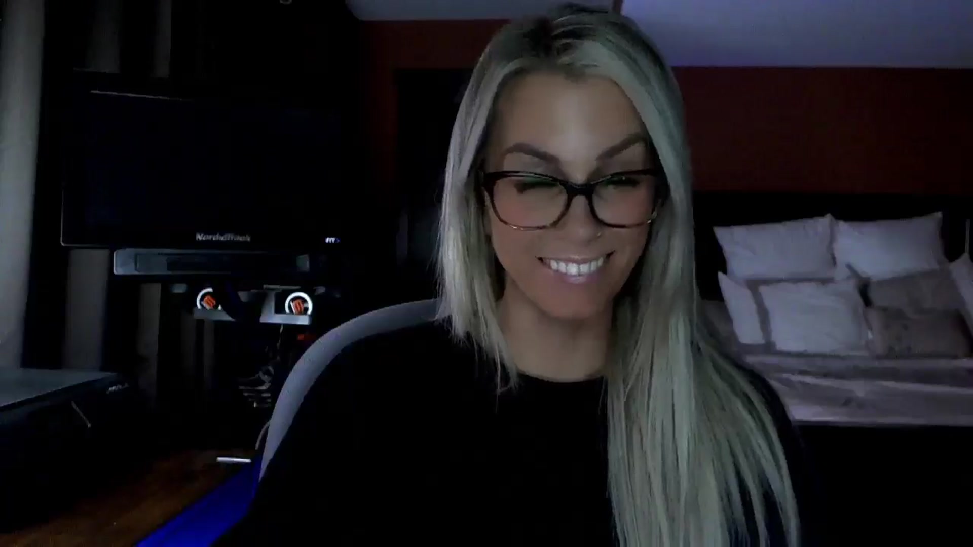 Gallery image thumbnail from Cora9's myfreecams stream on, 03/18/2026, 05:05 image 5 of 20
